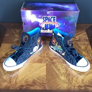 🔥🔥🏀Space Jam Converse tennis shoes 🏀🏀